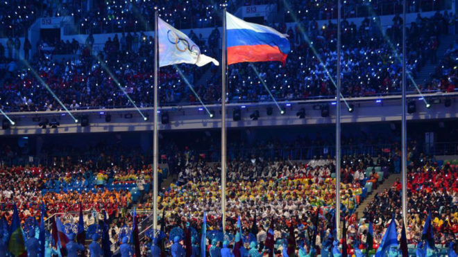 La delegacin rusa en la ceremonia de inauguracin de Sochi 2014.