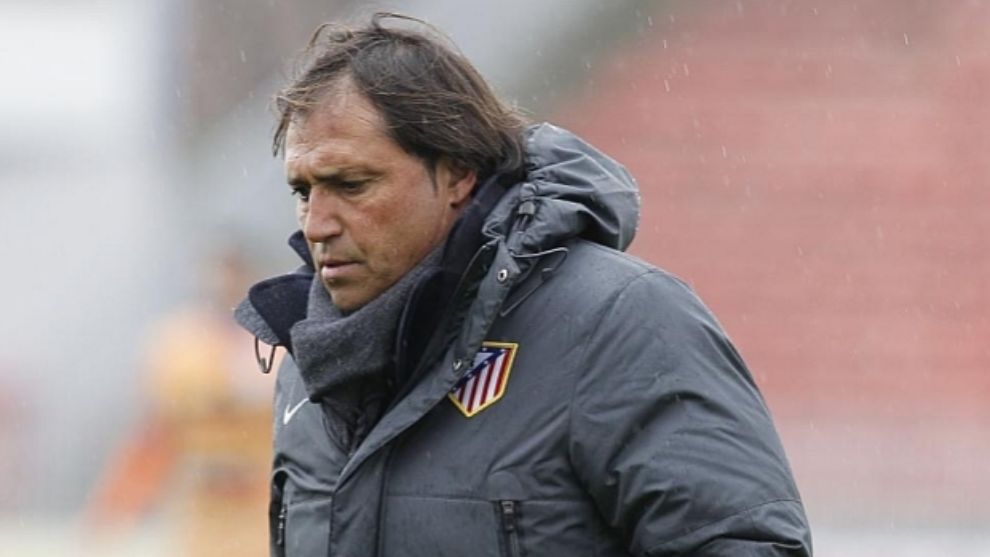 Alfredo Santaelena en su etapa como entrenador del Atltico de Madrid...