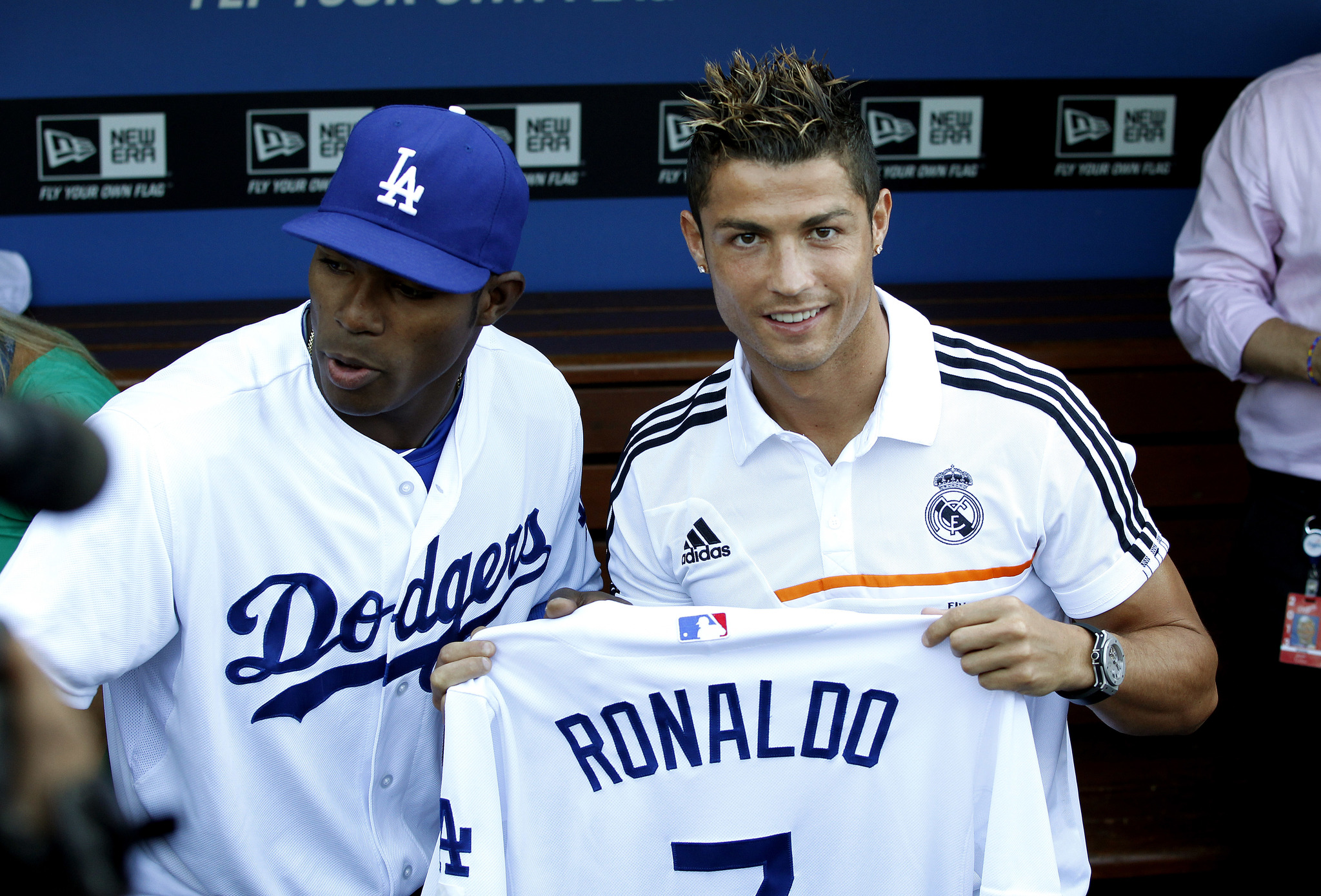 Yasiel Puig con Cristiano Ronaldo en 2013