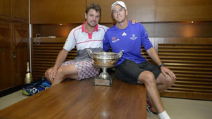 Stan Wawrinka y Magnus Norman, con el trofeo del Roland Garros...