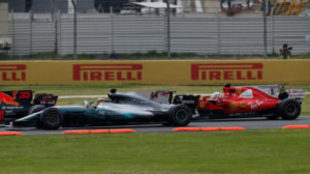Vettel, antes de embestir a Hamilton en el pasado GP de Mxico.