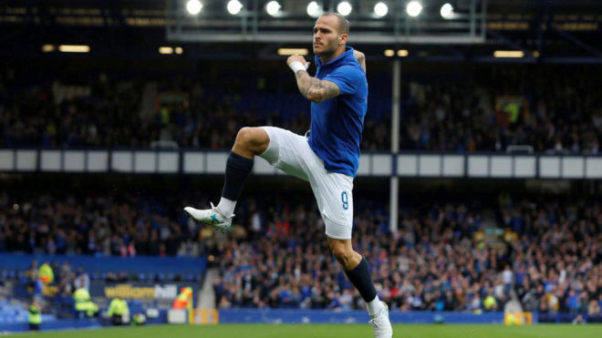Sandro celebra un gol con el Everton.
