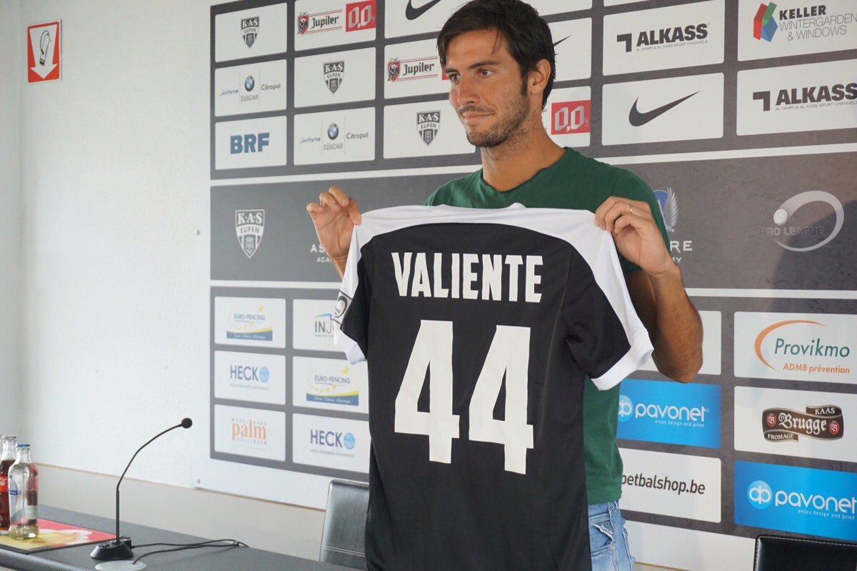 Marc Valiente anot un golazo para dar el empate a 4 en el minuto 93...