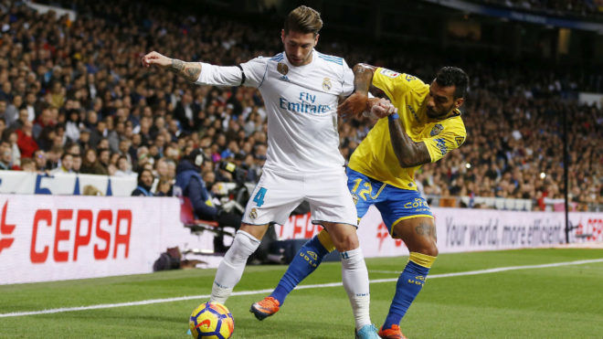 Ramos protege el baln en un lance del partido del pasado domingo