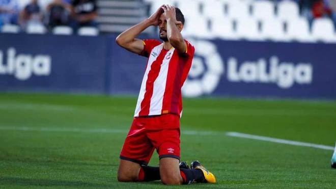 Stuani se lamenta durante un partido del Girona.