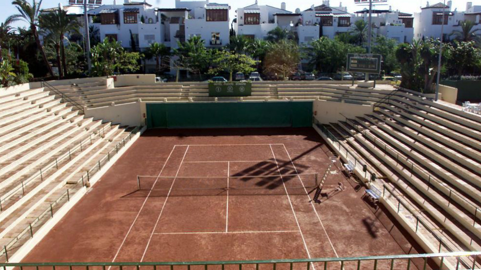 Pista Central del Club de Tenis Puente Romano