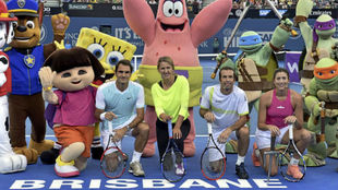 Federer, Azarenka, Stepanek y Garbie, en Brisbane