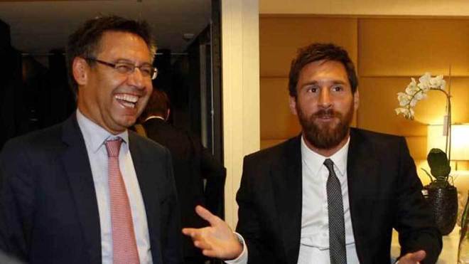 Bartomeu y Messi, en una conversacin.