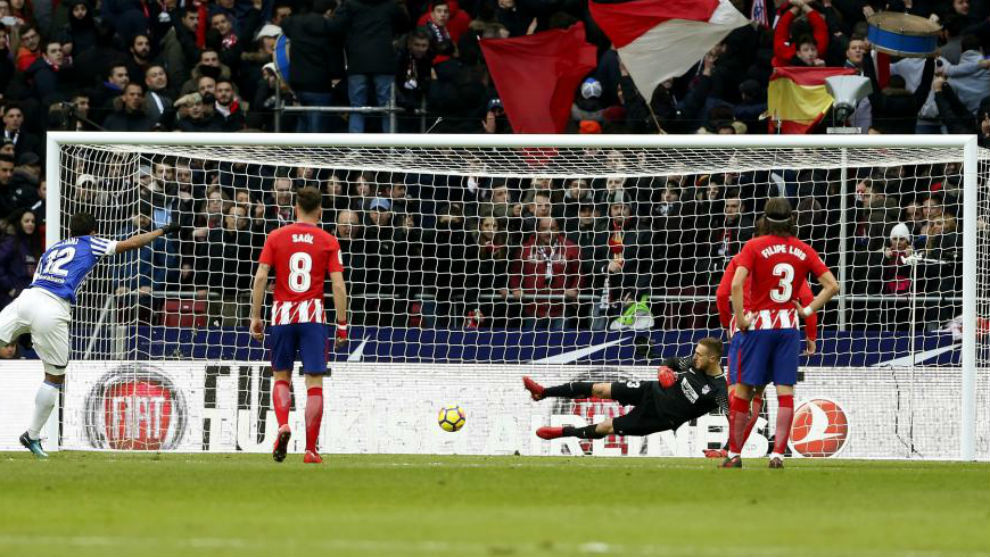 Willian Jose anota el penalty en el Wanda Metropolitano