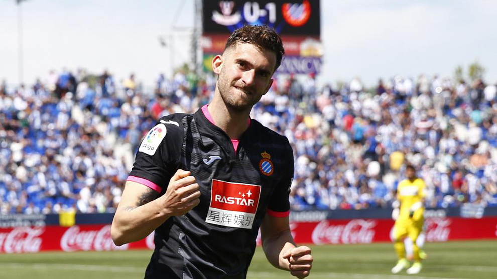 Baptistao celebra despus de marcar en el Legans-Espanyol