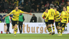 Sokratis celebra el 0-1 del Dortmund ante el Mainz.