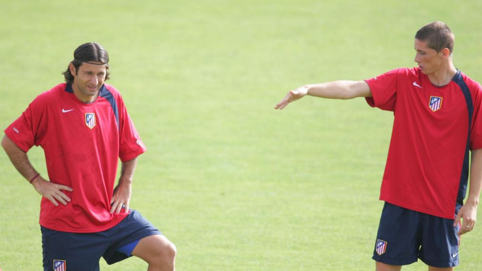 Javi Moreno junto a Fernando Torres durante su etapa en el Atltico...