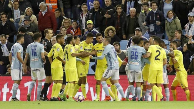 Los jugadores de Celta y Villarreal, durante el ltimo enfrentamiento...