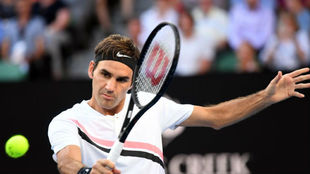 Federer, en la volea