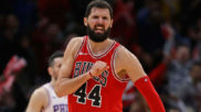 Nikola Mirotic celebra con rabia una accin con los Chicago Bulls