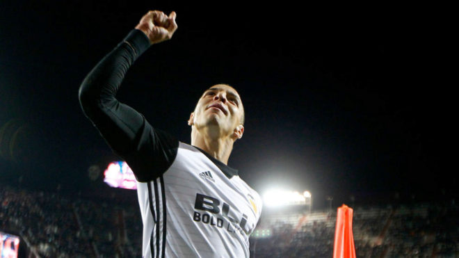 Rodrigo celebra su gol al Alavs.
