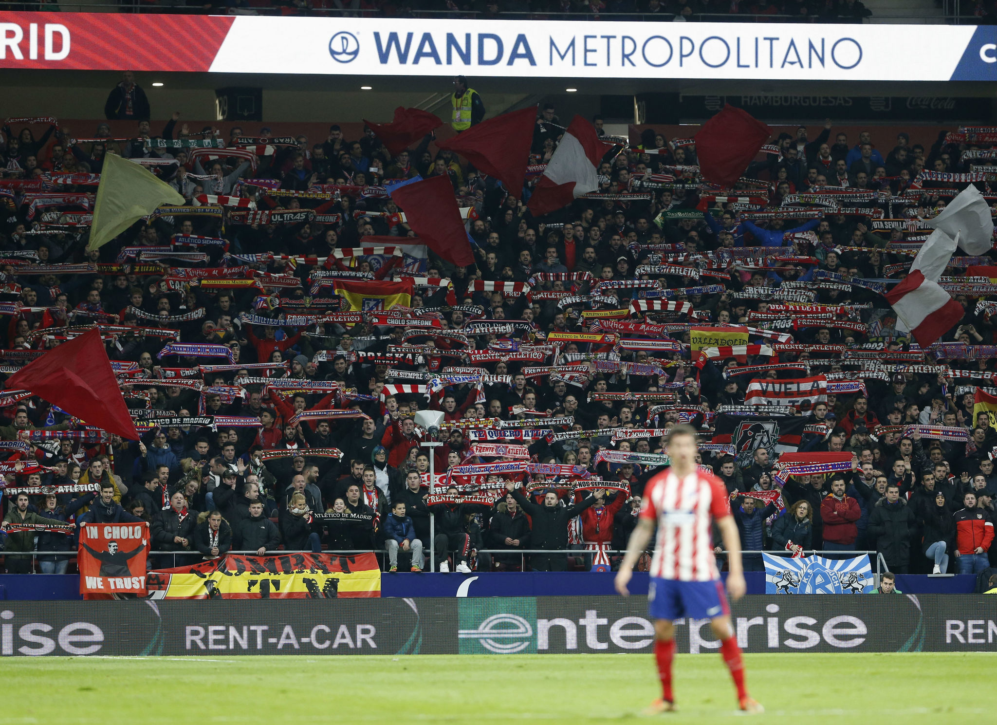 Imagen del fondo sur del Wanda Metropolitano durante el partido entre...