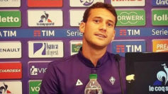 Cristforo en una rueda de prensa con la Fiorentina