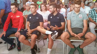 Vincenzo Nibali, Max Richeze, Fernando Gaviria y Filippo Ganna, en San...