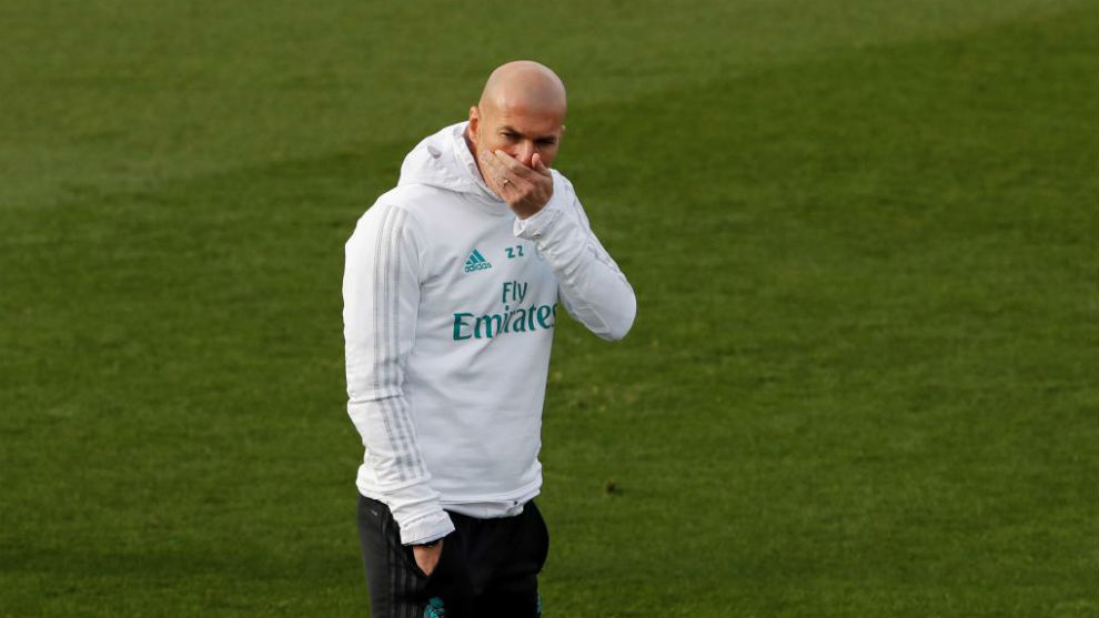 Zidane, durante un entrenamiento en Valdebebas