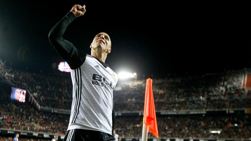 Rodrigo celebra su gol en el partido de Copa contra el Alavs.