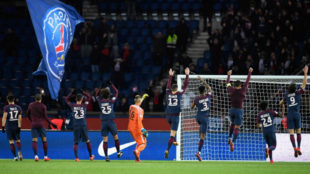 Los jugadores del PSG celebran la victoria por 8-0 sobre el Dijon.