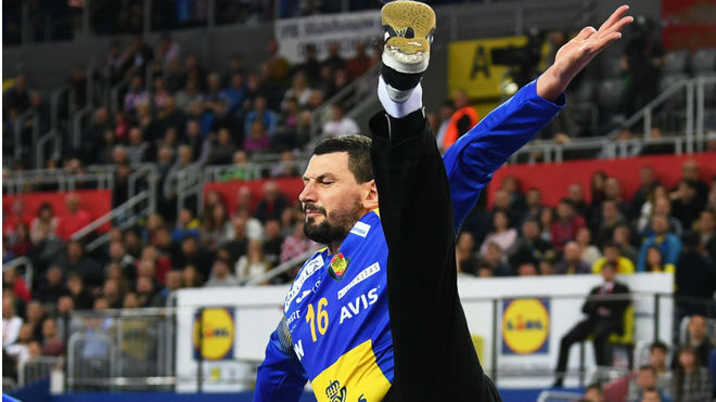 Europeo Balonmano 2018: El can-can de Arpad Sterbik | Marca.com