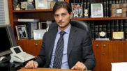 Dimitris Giannakopoulos, presidente del Panathinaikos, posa en su...