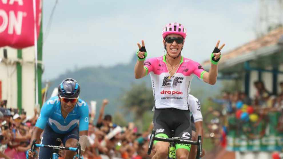 Rigoberto Urn reacciona al superar a Nairo Quintana en Salento.