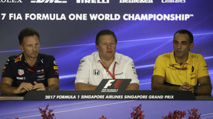 Christian Horner (Red Bull), Zak Brown (McLaren) y Cyril Abiteboul...