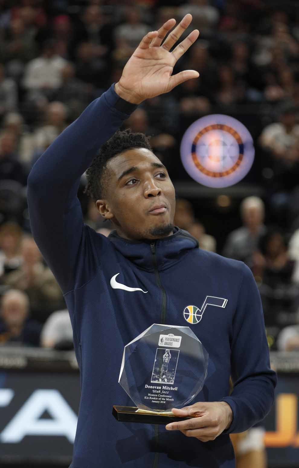 Donovan Mitchell Rookie Contract – EIYR