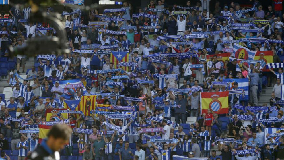 Seguidores del Espanyol durante un encuentro.