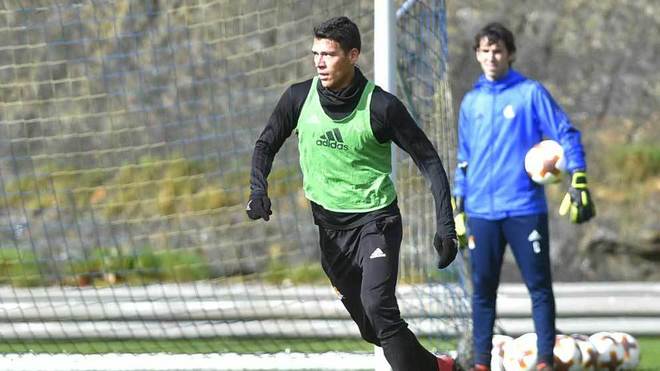 Hctor Moreno, en un entrenamiento con la Real Sociedad.