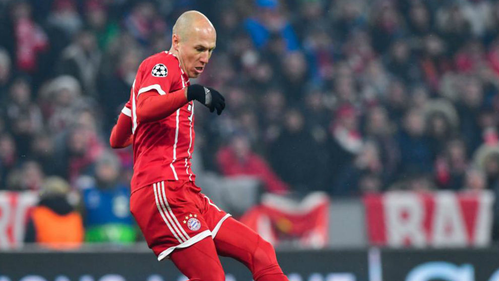 Robben en un momento del partido ante el Besiktas