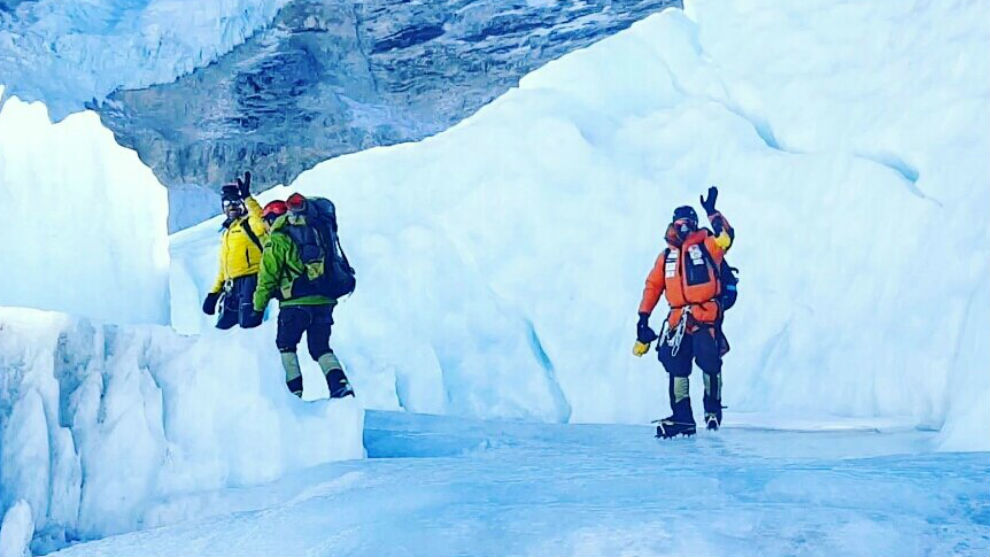 Alex Txikon, a su llegada el mircoles al Campo 2 del Everest.
