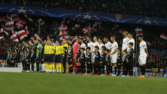 Sevilla y United, antes del partido de Champions.