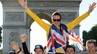 Bradley Wiggins celebra el Tour de Francia en 2012