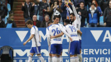 Borja celebra su gol con sus compaeros.