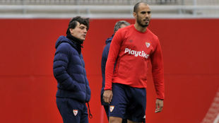 Montella y Pizarro, en un entrenamiento.