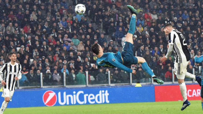Cristiano Ronaldo, en su remate de chilena.