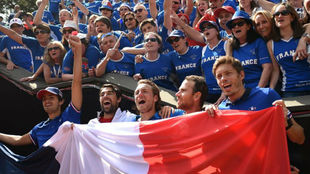 Francia celebra el triunfo en Genoa