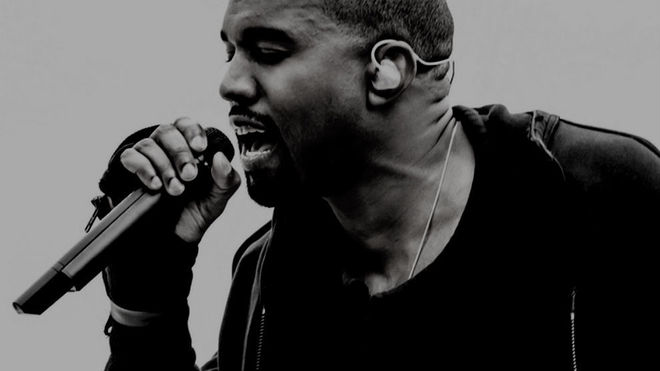 En la imagen, el cantante estadounidense Kanye West