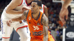 Erick Green jugando en la Euroliga con el Valencia Basket