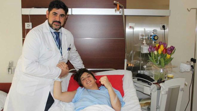 David Cimas con Estrella Lpez, en el Hospital Vithas Nuestra Seora...