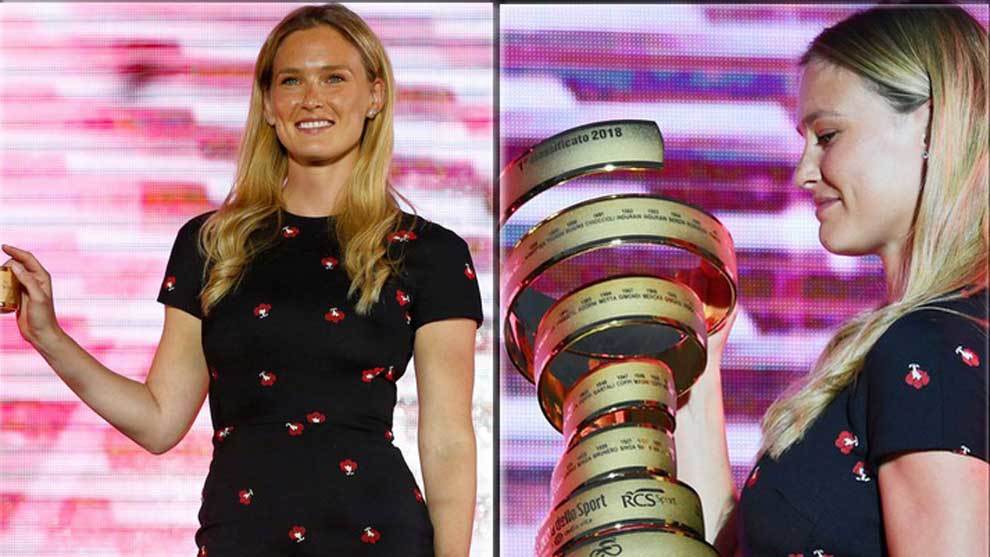 While Alice Rachele Arlanch is the official presenter of the Giro...