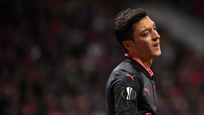 Friday's sports news: Ozil blasted: He does not deserve to wear the shirt
