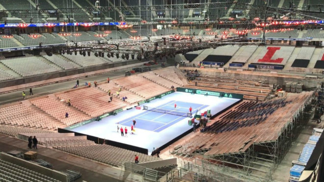 Un aspecto del estadio Pierre Mouroy de Lille adaptado al tenis.
