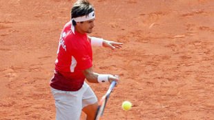 David Ferrer entrenndose para la Copa Davis en Valencia.