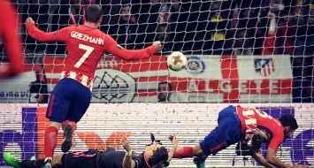 Antoine Griezmann celebra el gol del Atltico de Madrid ante el Arsenal.