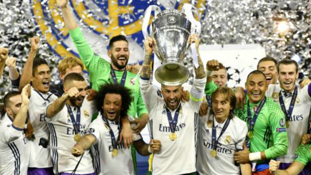 El Madrid celebra la Champions ganada en Cardiff.